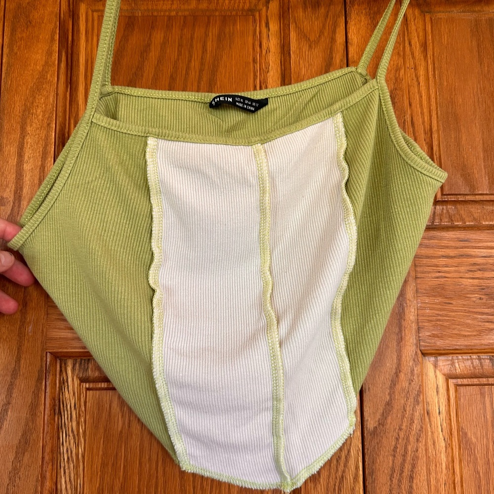 🤍SHEIN Lime and White Ribbed Top